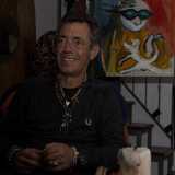 �Mi piace venire qui per fare due chiacchiere - dice Pippo -: del resto conosco Paolo da 40 anni. Un giorno mi riscatter�, ma nel frattempo cerco di apprezzare la modestia e la semplicit� di chi vive per strada�